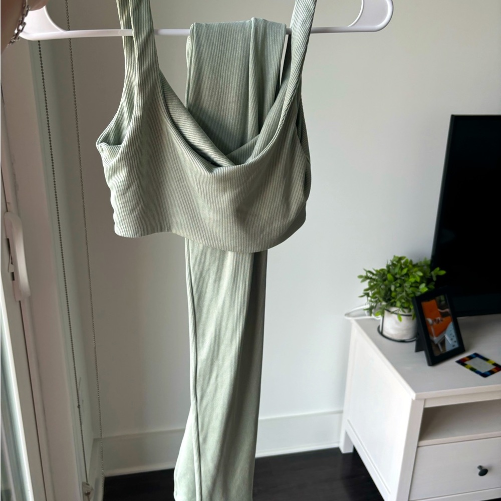 Princess Polly - Jessie Set, size 4 in sage green